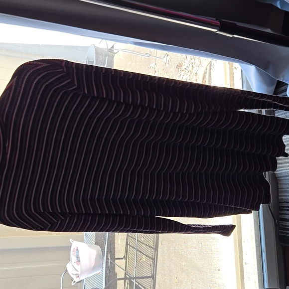 Striped Long Sleeve Turtleneck Top. Maternity L nwt - Picture 6 of 6